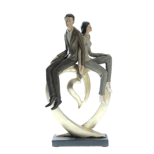 Statueta, cuplu modern