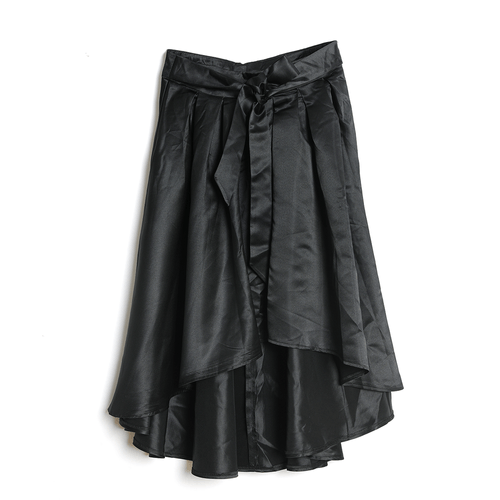 Fusta neagra, asimetrica m