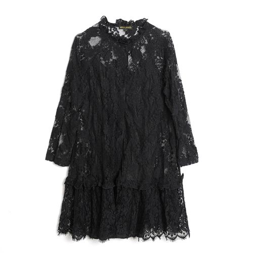 Rochie captusita, dantela neagra