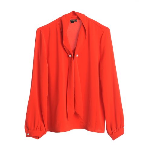 Bluza rosie cu cravata