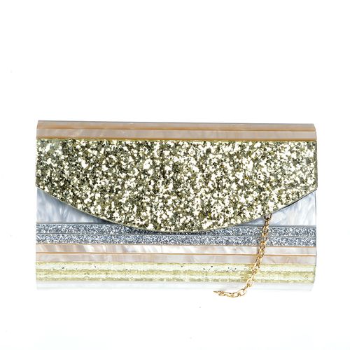 Clutch spectaculos, cu lamele