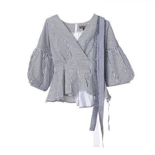 Camasa in dungi cu peplum