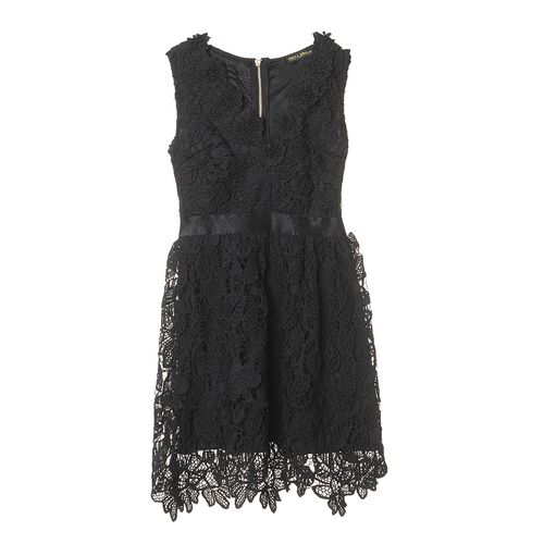 Rochie neagra cu dantela
