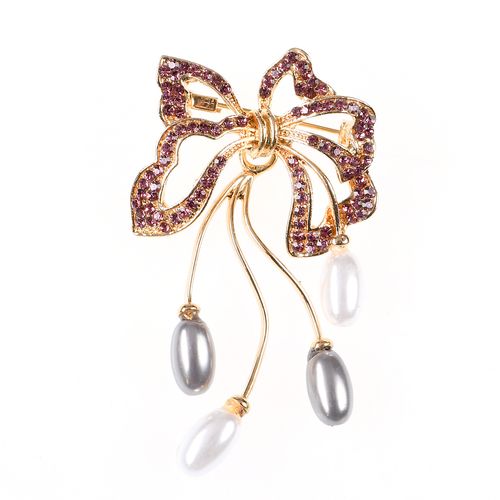 Brosa martisor tip funda